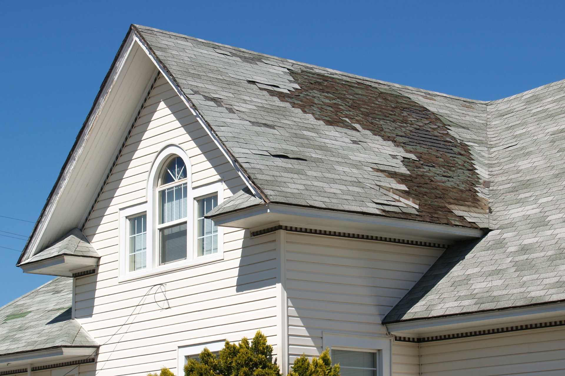 The “Spring Thaw” Inspection: Spotting Hidden Damage to Your Roof and Siding